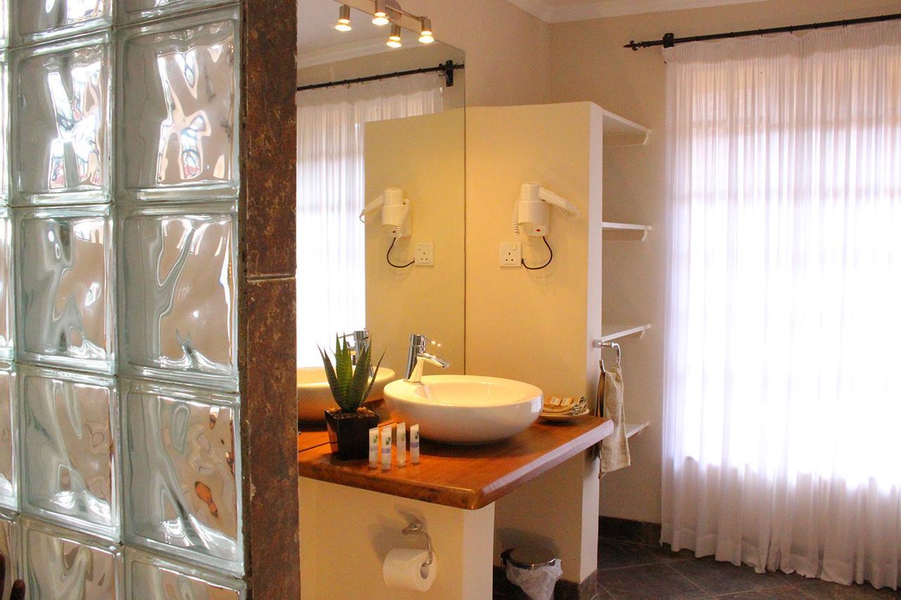 Le Rustique Otel Nanyuki Dış mekan fotoğraf